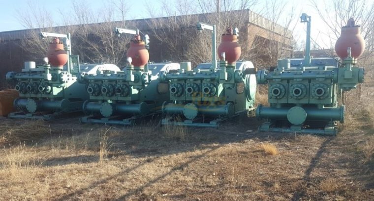 Four F1600hp Mud Pumps