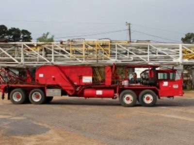 Franks 300 Workover Rig