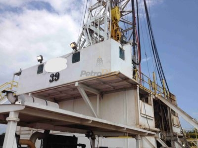 Mid-Continent U-36-A 800HP Rig