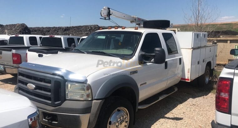 Ford F-550 Auto Crane Work Truck