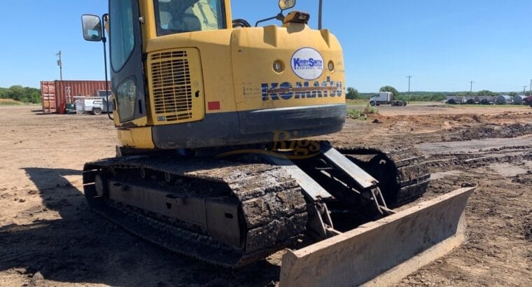 Komatsu PC138US-8 Excavator