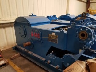 W-440 Triplex Pumps