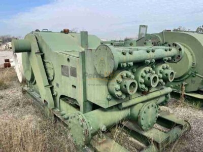 F-1300 Triplex Pump