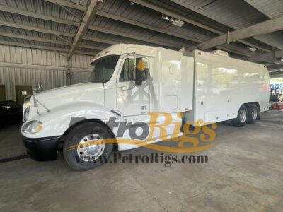 Freightliner Wireline Truck