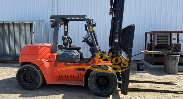 Toyota 7FDU70 17k Forklift