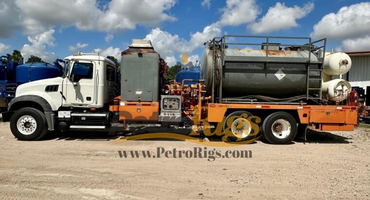 MACK Hot Oil Truck
