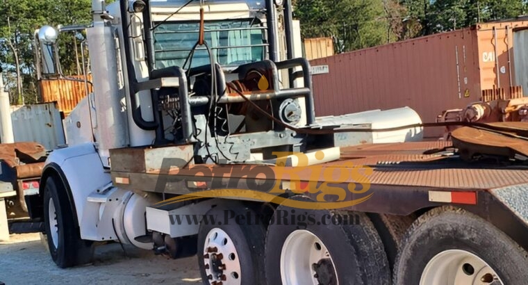 Peterbilt Winch Truck
