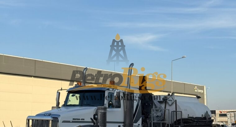 Western Star Hot Oil Truck